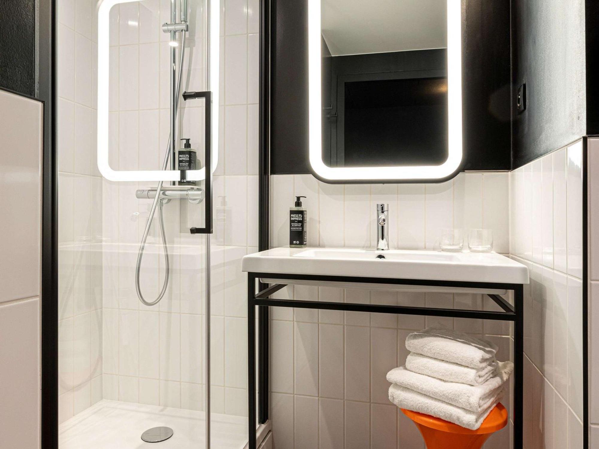 Ibis Styles Paris Villejuif Exterior foto